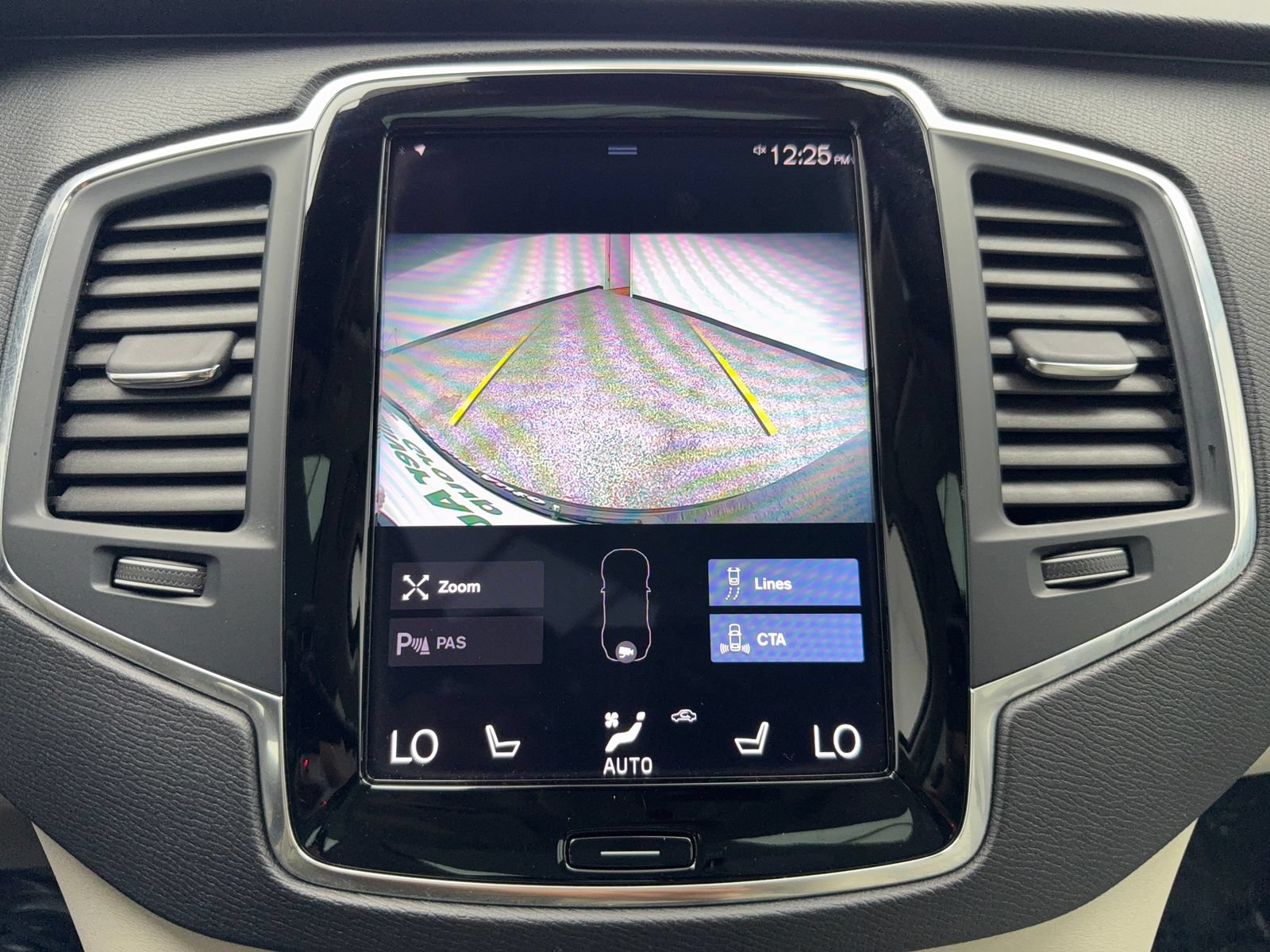 Used 2020 Volvo XC90 T5 Momentum w/ Protection Package Premier FWD image 28