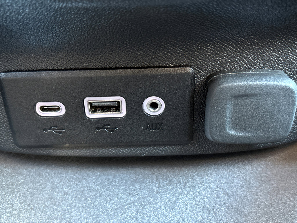 Used 2024 Chevrolet Malibu LT image 9