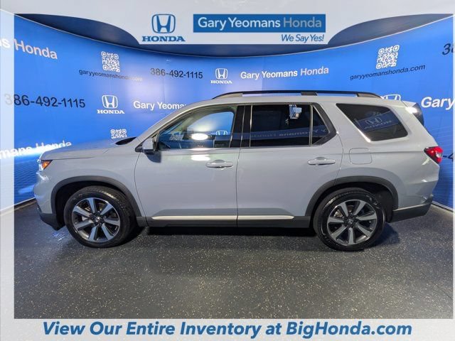 Certified 2025 Honda Pilot Touring image 7
