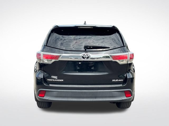 Used 2015 Toyota Highlander XLE AWD/4WD image 4