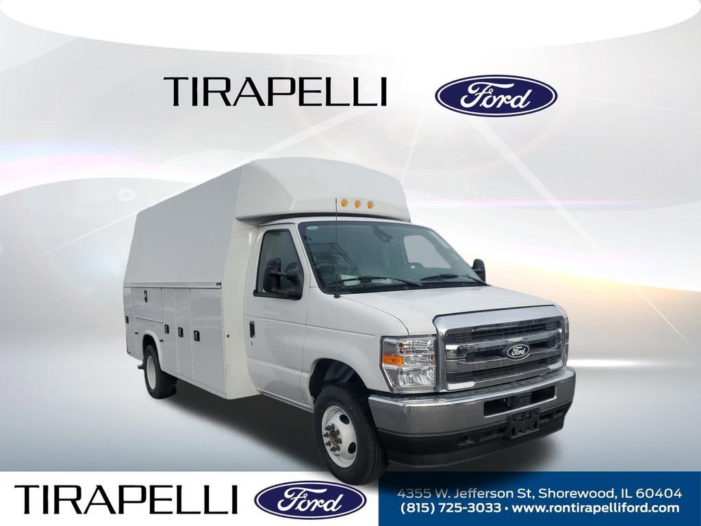 New 2026 Ford E-450 and Econoline 450 Super Duty w/ Power Equipment Group image 6