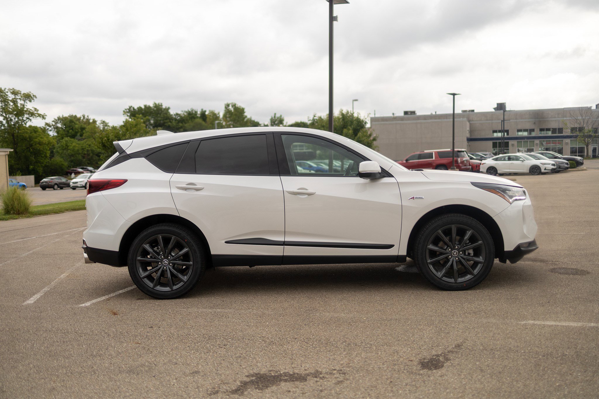 New 2025 Acura RDX A-Spec image 2