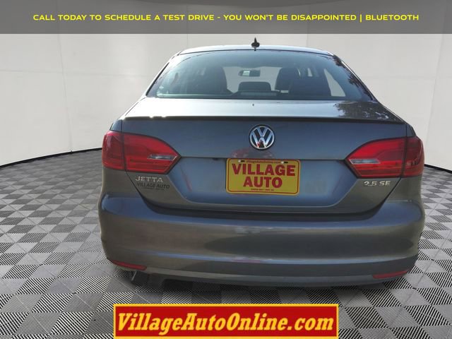Used 2013 Volkswagen Jetta SE image 3