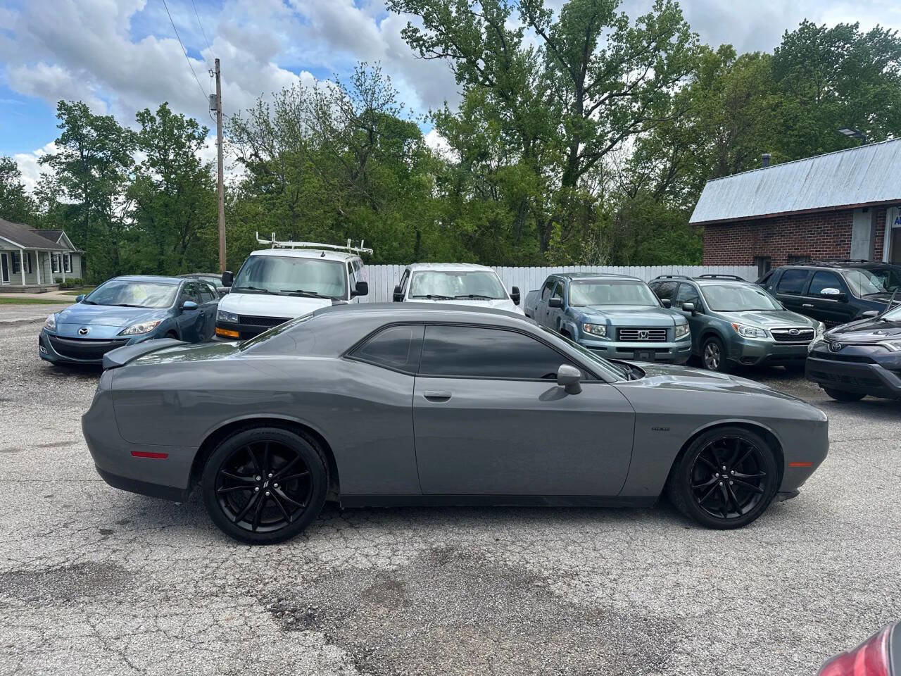 Used 2018 Dodge Challenger R/T w/ Blacktop Package image 4