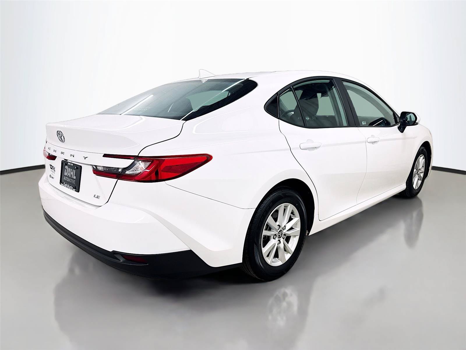 Used 2025 Toyota Camry LE w/ Convenience Package FWD image 12