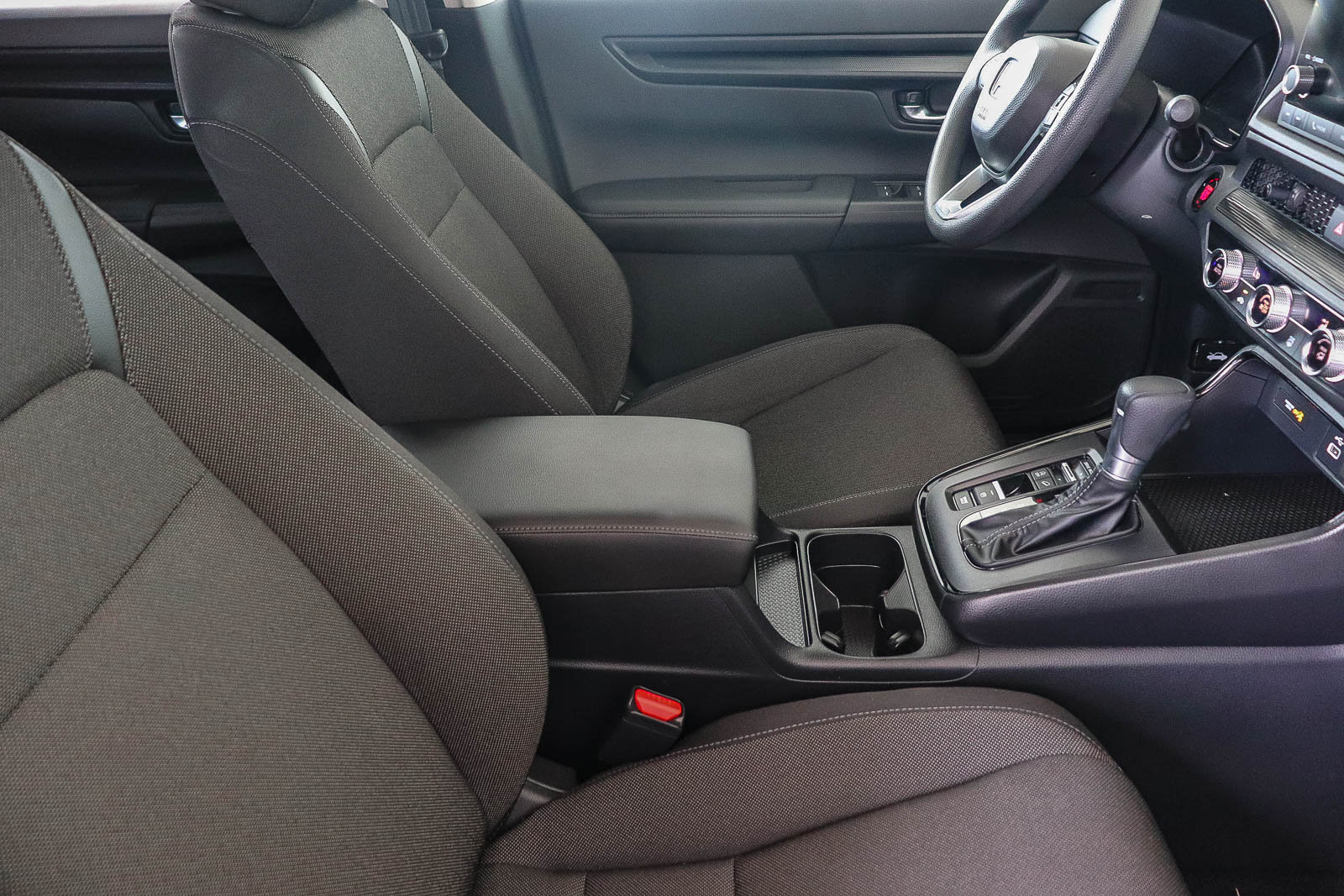 Certified 2025 Honda CR-V LX image 19