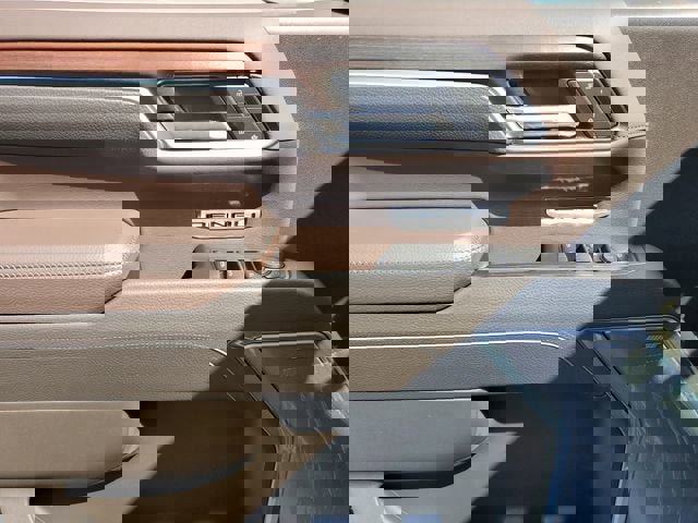 New 2026 GMC Sierra 1500 Denali w/ Denali Reserve Package image 18