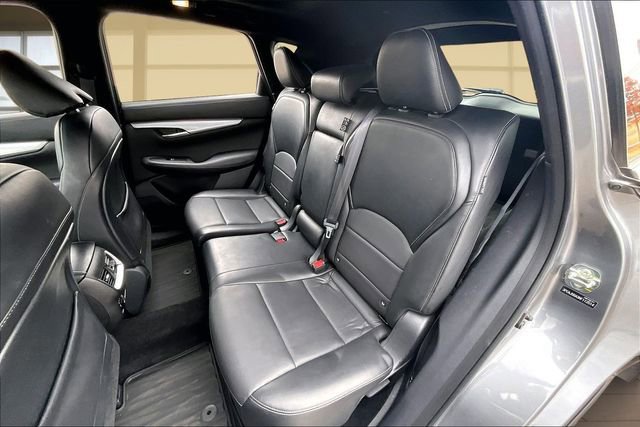 Used 2021 INFINITI QX50 Luxe w/ Appearance Package image 26