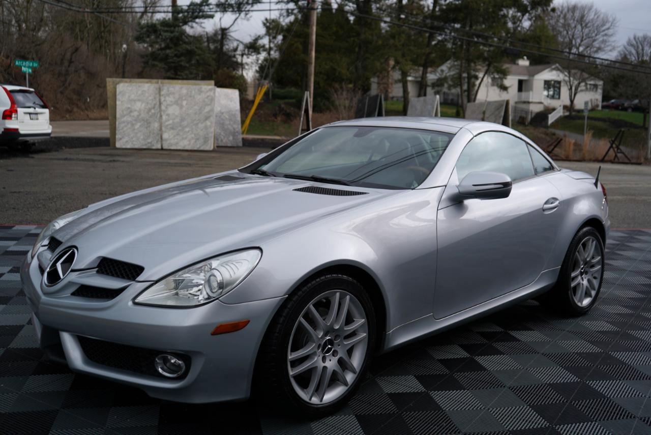 Used 2009 Mercedes-Benz SLK 300 2dr Roadster 3.0L w/ Premium I Pkg image 71