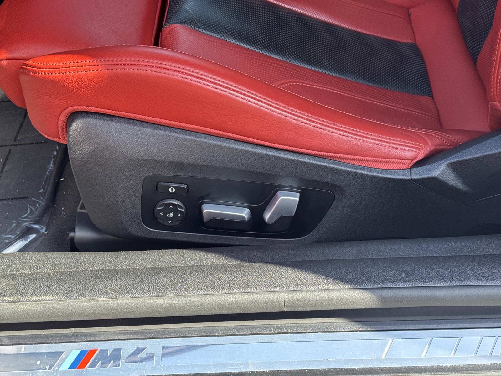 Used 2023 BMW M4 Coupe w/ M Carbon Exterior Package image 13