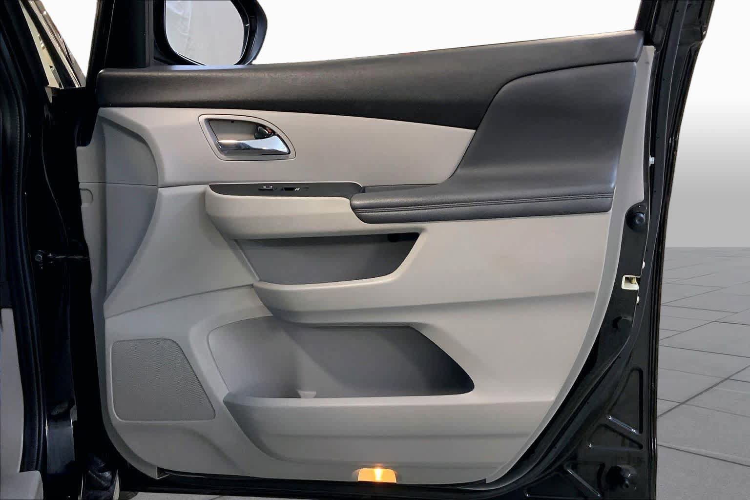 Used 2015 Honda Odyssey EX-L image 21
