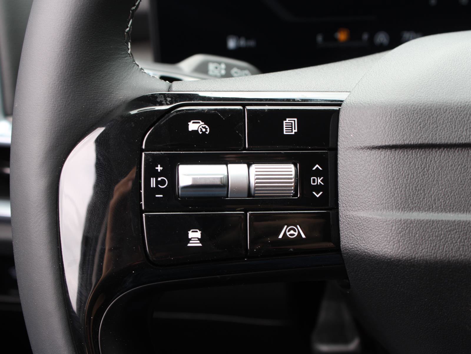 New 2026 Kia Sorento SX image 38