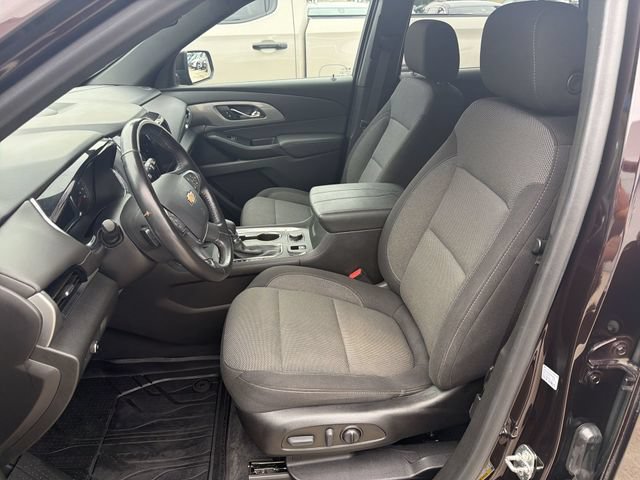 Used 2022 Chevrolet Traverse LT FWD image 13