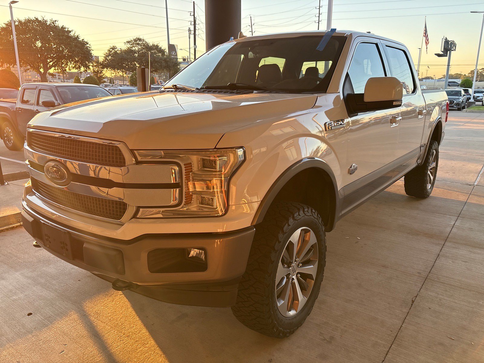 Used 2019 Ford F150 King Ranch w/ Equipment Group 601A Luxury AWD/4WD image 2