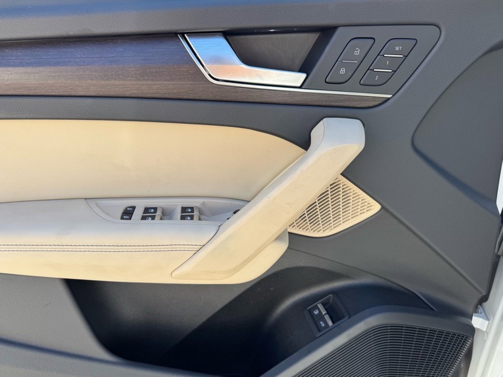 Used 2022 Audi Q5 e Prestige image 14