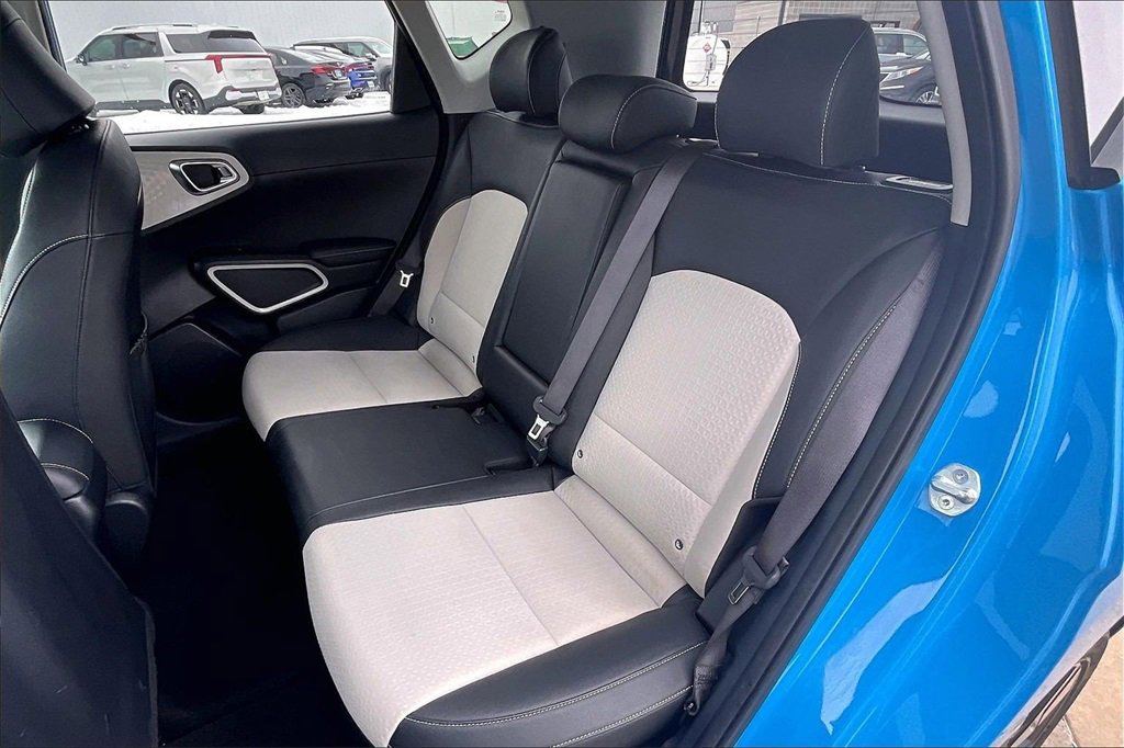 Certified 2024 Kia Soul GT-Line image 25