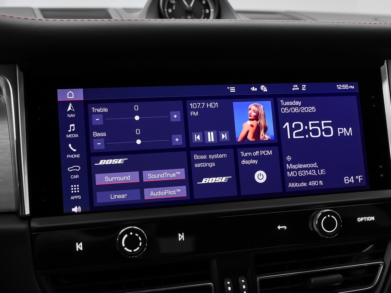 Used 2025 Porsche Macan image 35