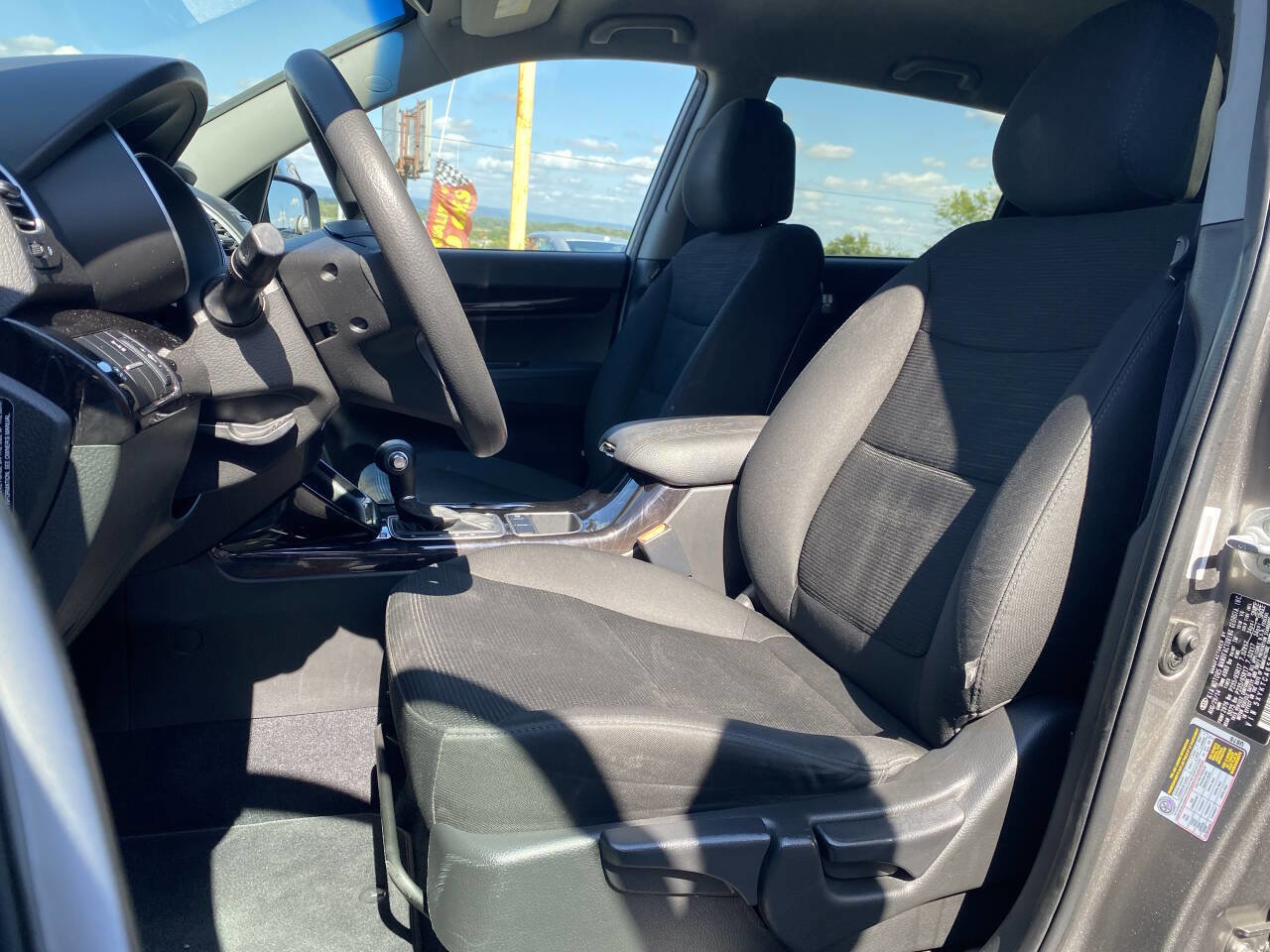 Used 2015 Kia Sorento LX image 13