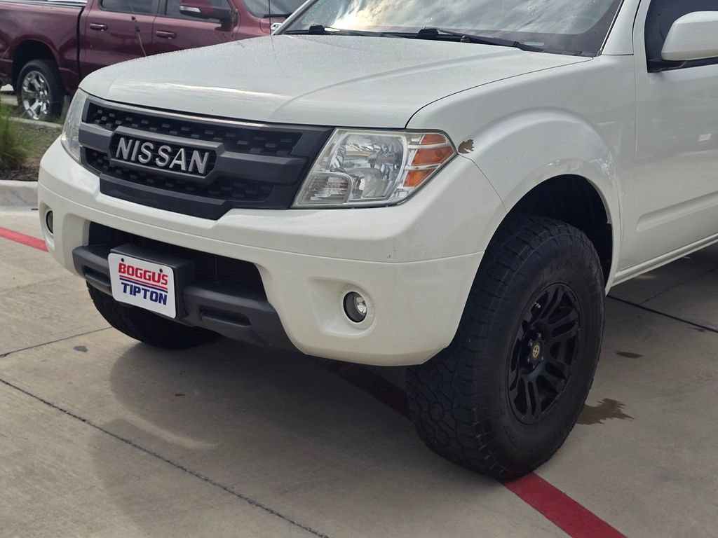 Used 2019 Nissan Frontier PRO-4X AWD/4WD image 8