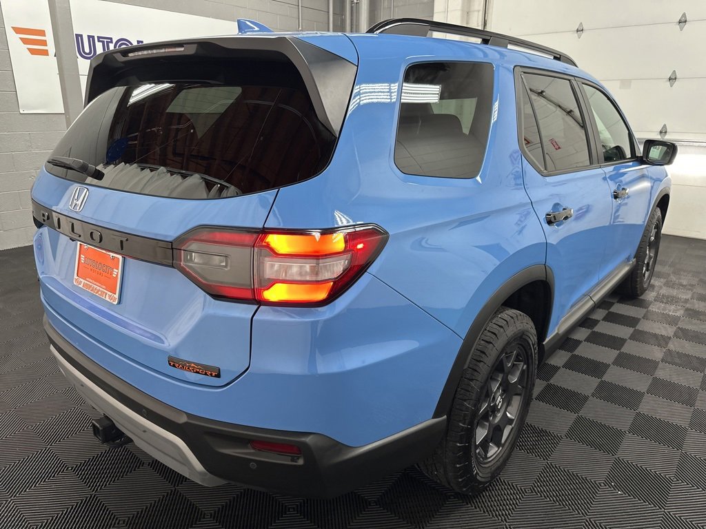 Used 2024 Honda Pilot TrailSport image 10