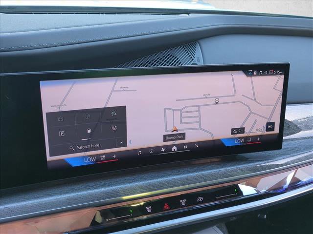 Certified 2024 BMW 740i w/ Premium Package 2 image 13