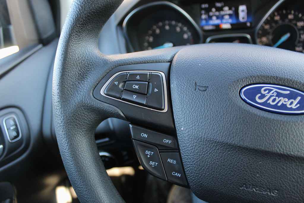 Used 2018 Ford Focus SE image 17