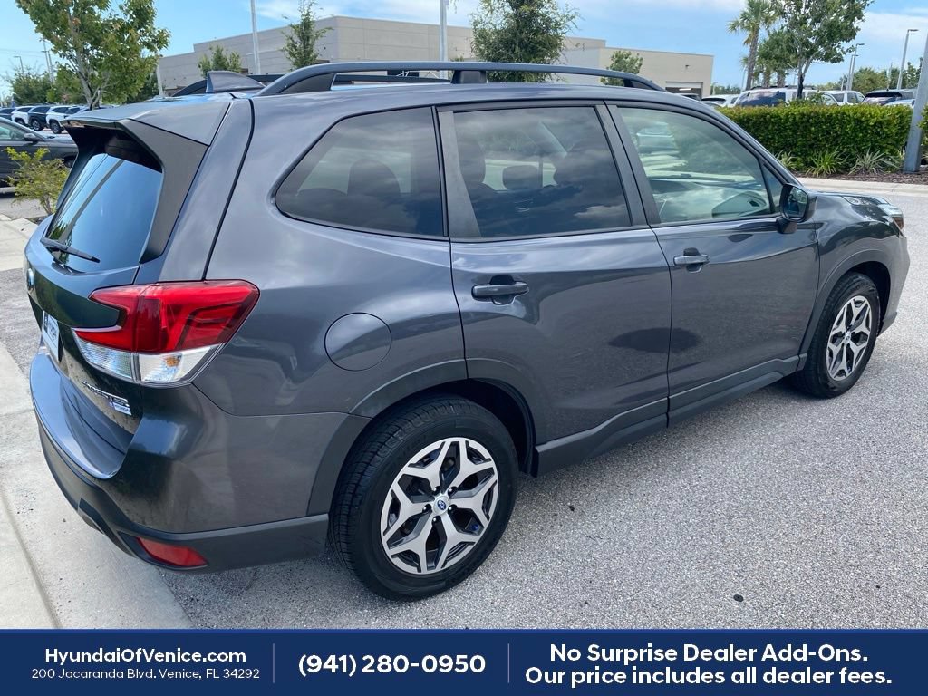 Used 2021 Subaru Forester Premium AWD/4WD image 11