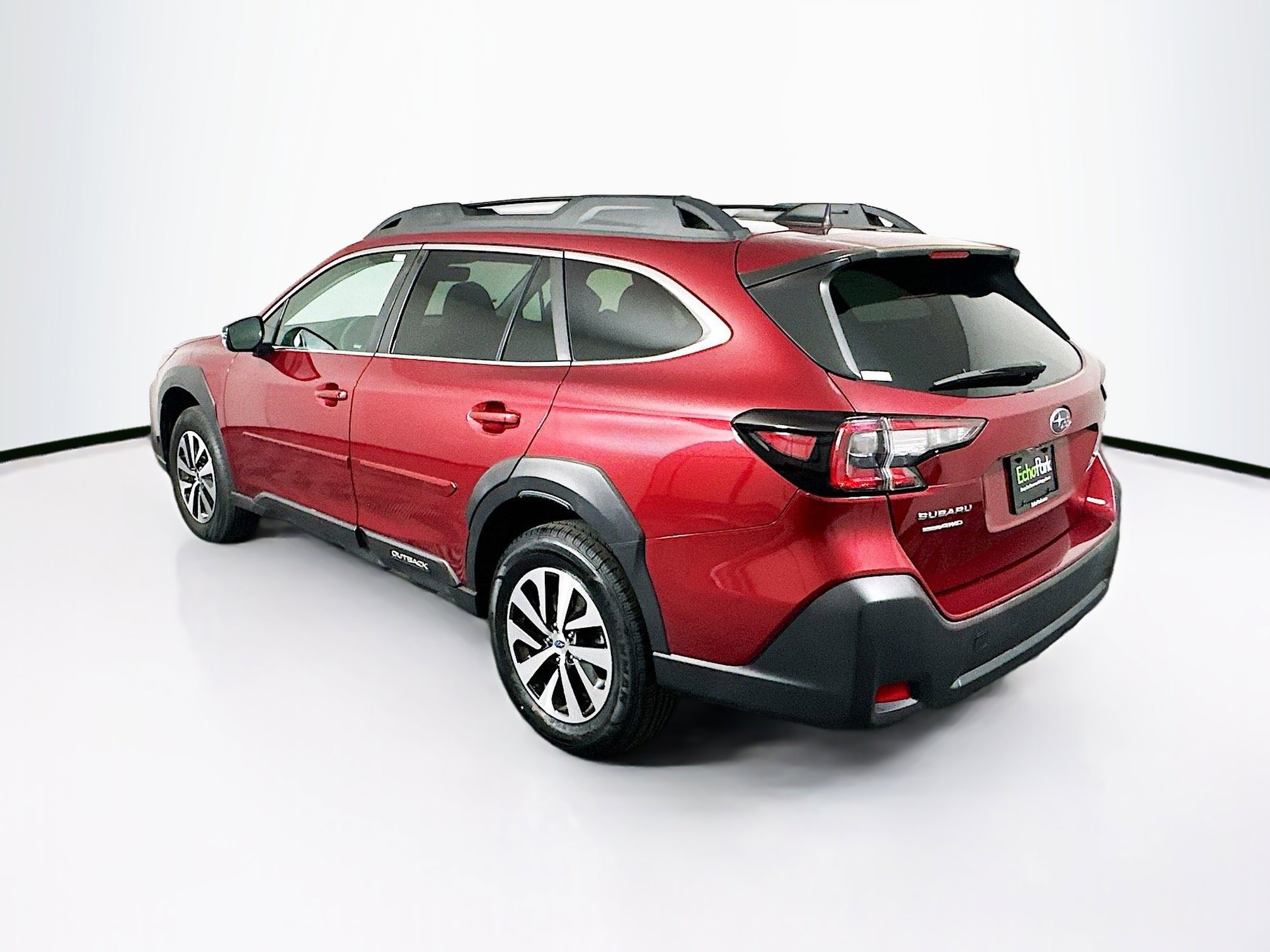 Used 2023 Subaru Outback Premium image 5