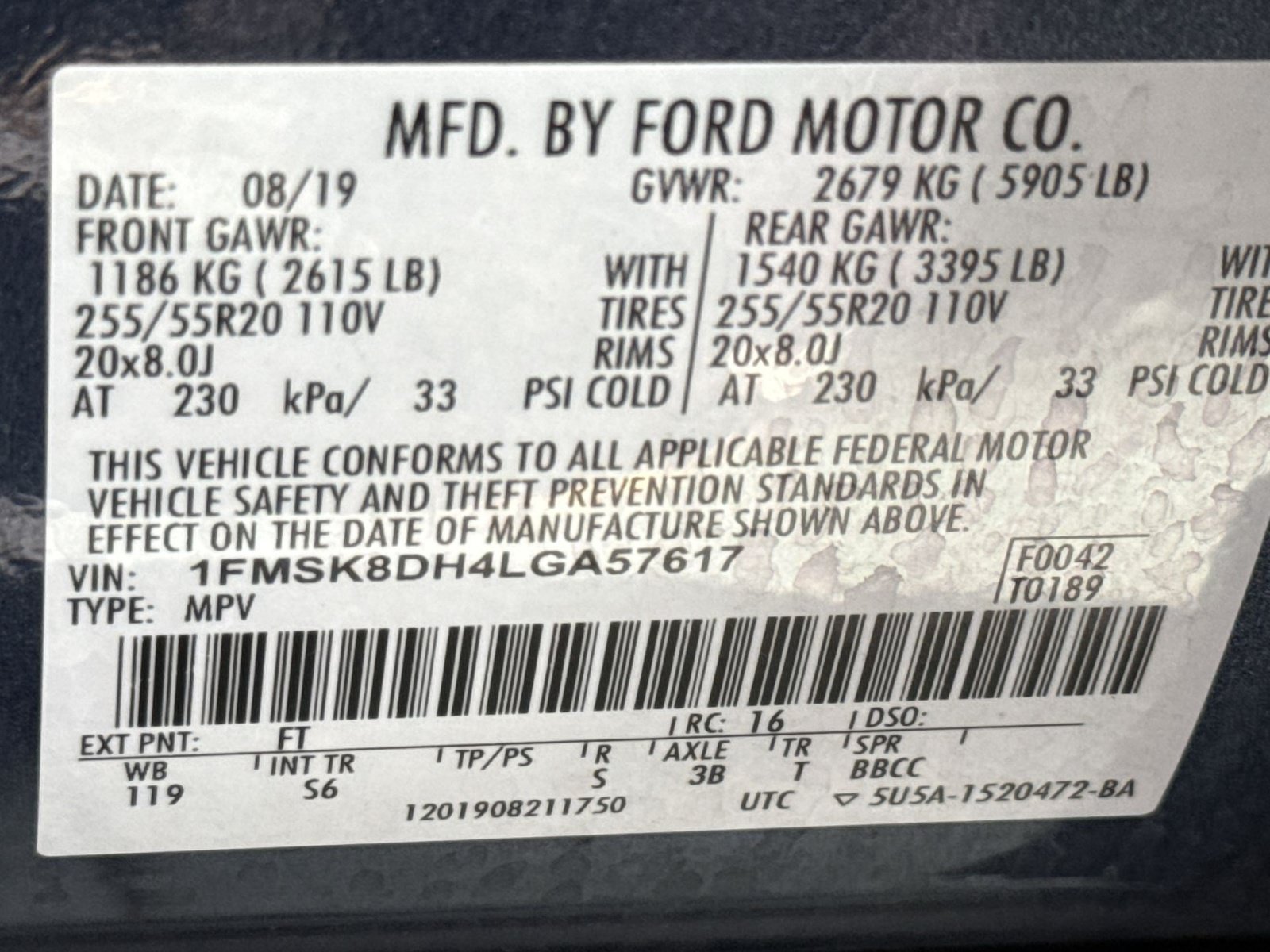 Used 2020 Ford Explorer XLT w/ Equipment Group 202A AWD/4WD image 30