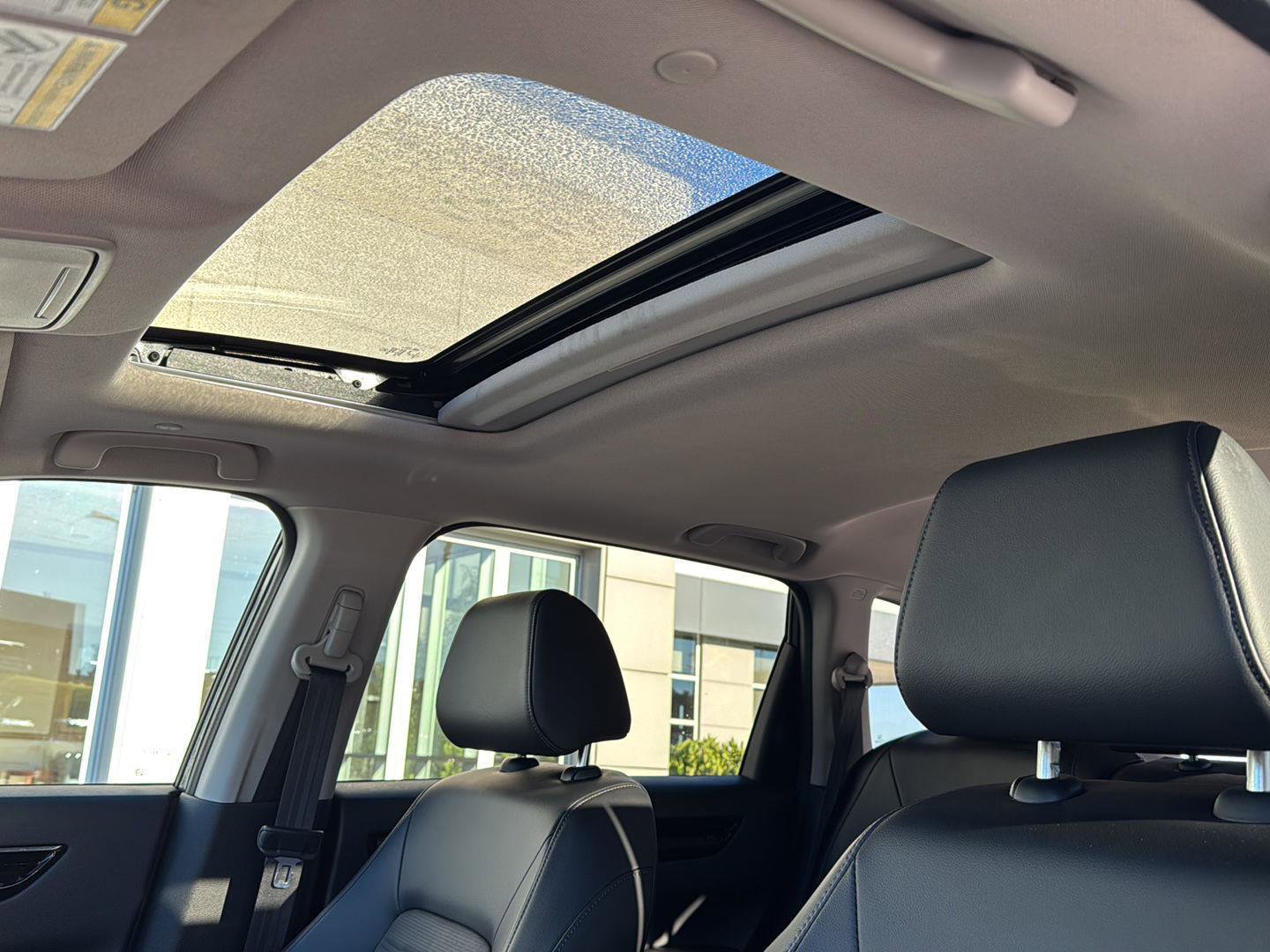 Used 2023 Honda CR-V EX-L image 27