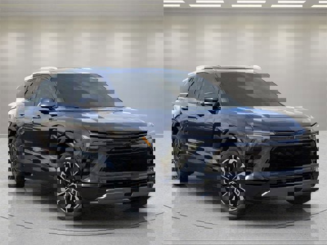 New 2025 Chevrolet Blazer EV LT w/ Super Cruise Package
