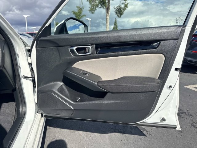 Used 2023 Honda Civic EX image 32