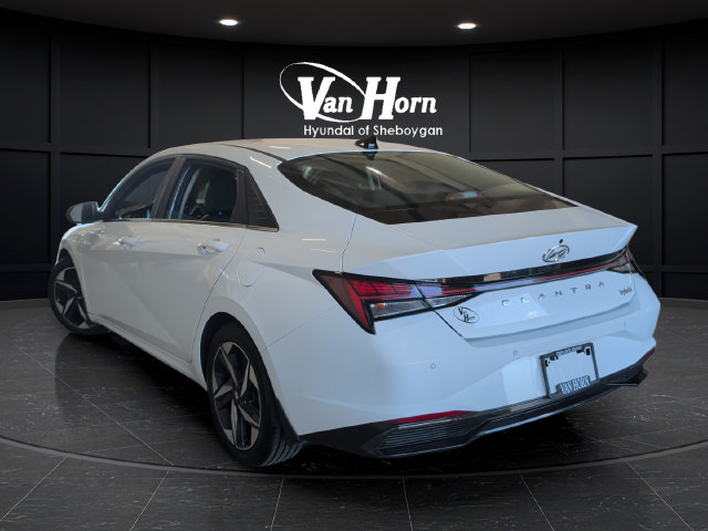 Used 2022 Hyundai Elantra Limited FWD image 5