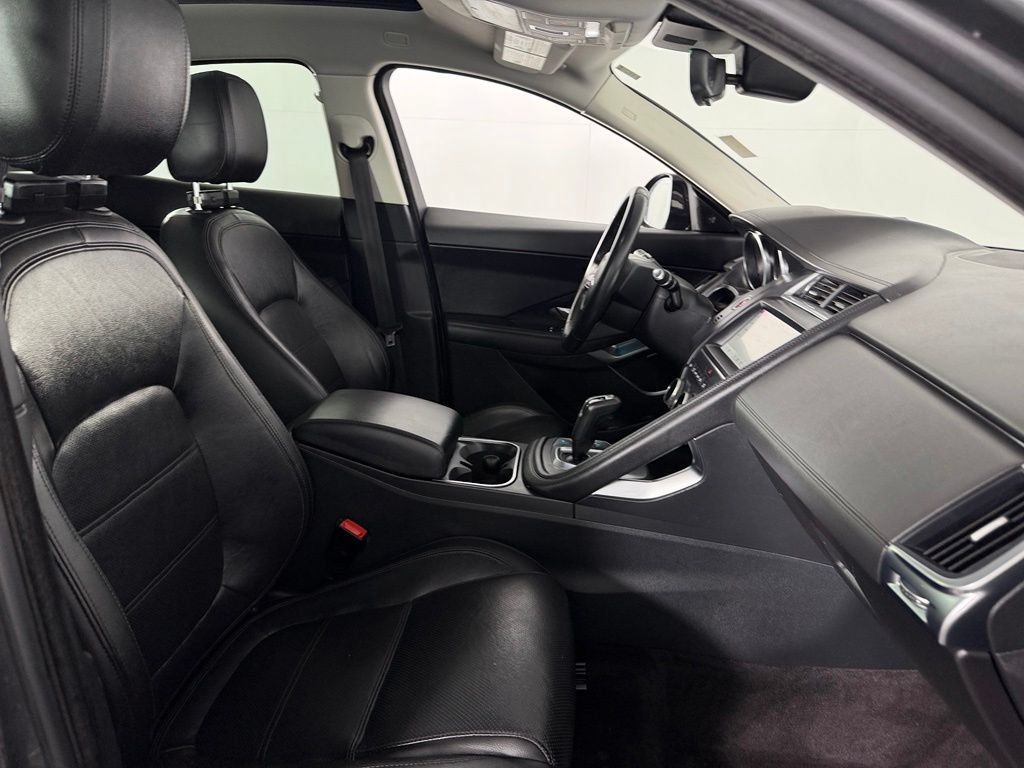 Used 2020 Jaguar E-PACE SE AWD/4WD image 31