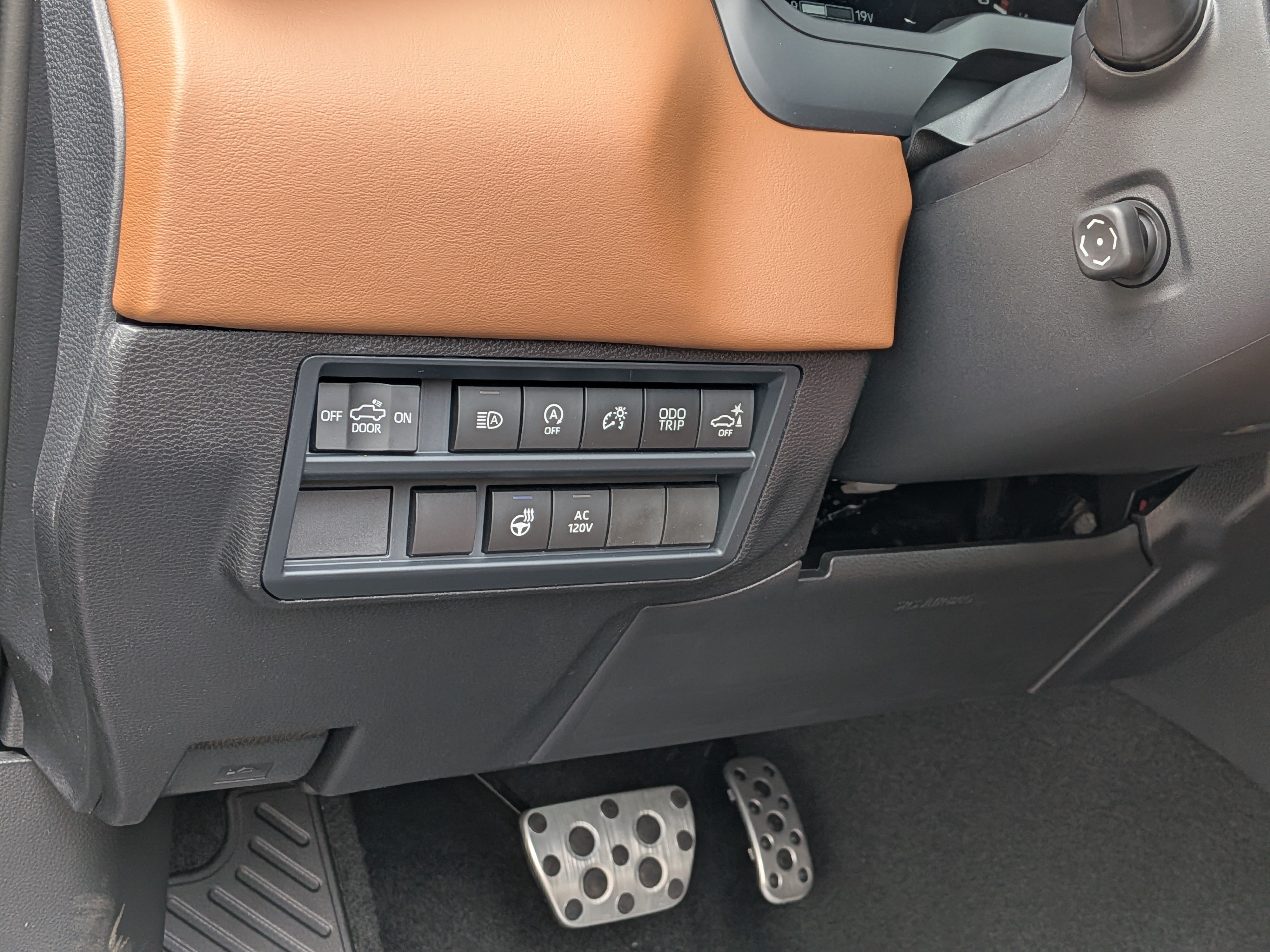 New 2026 Toyota Tundra 1794 Edition AWD/4WD image 12