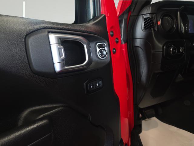 Used 2024 Jeep Wrangler Unlimited Rubicon w/ Technology Group image 11