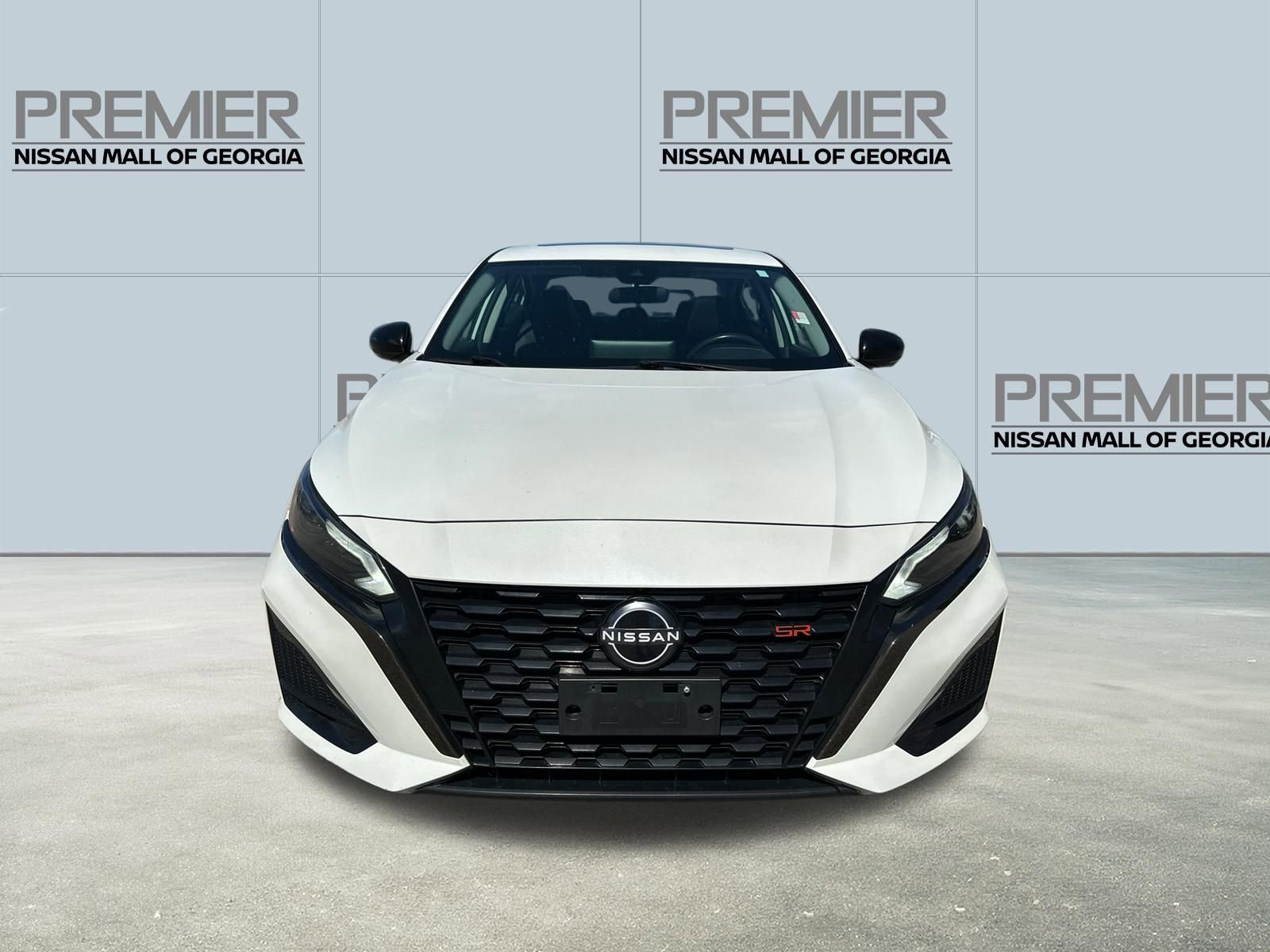 Certified 2023 Nissan Altima 2.0 SR FWD image 2