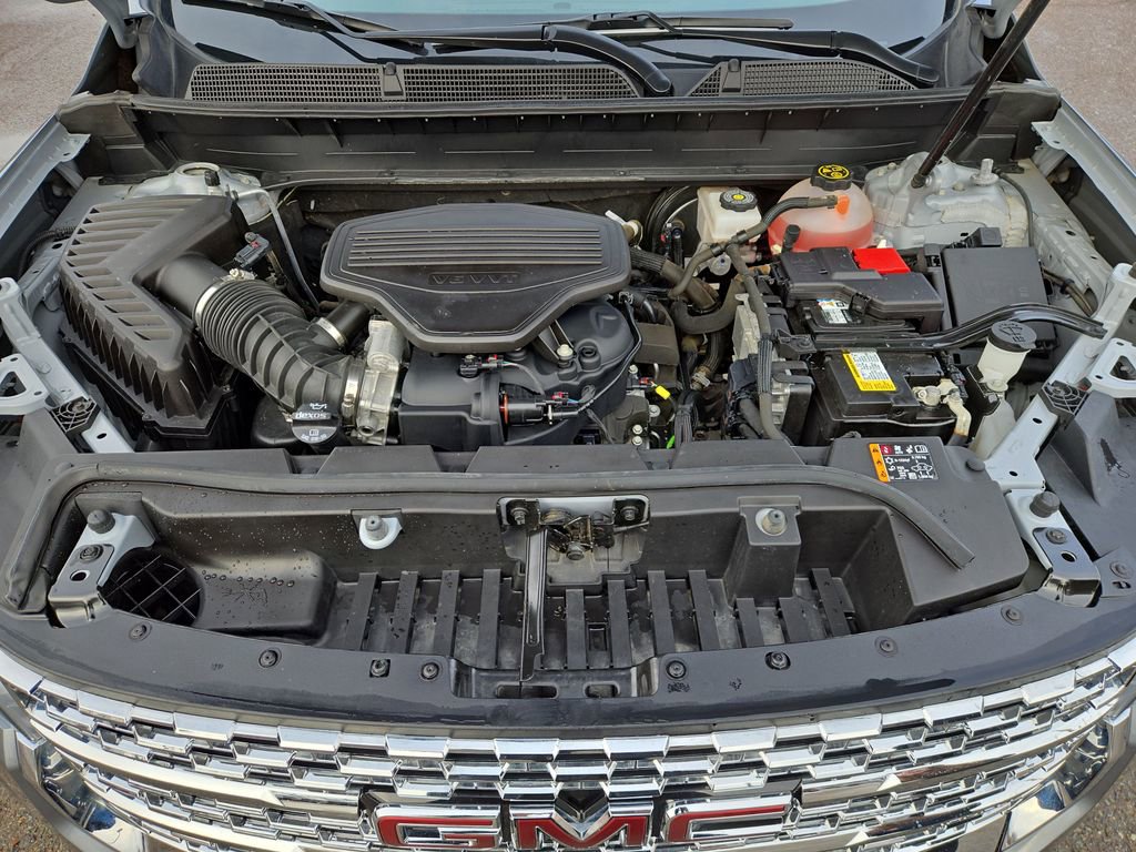 Used 2022 GMC Acadia Denali image 30