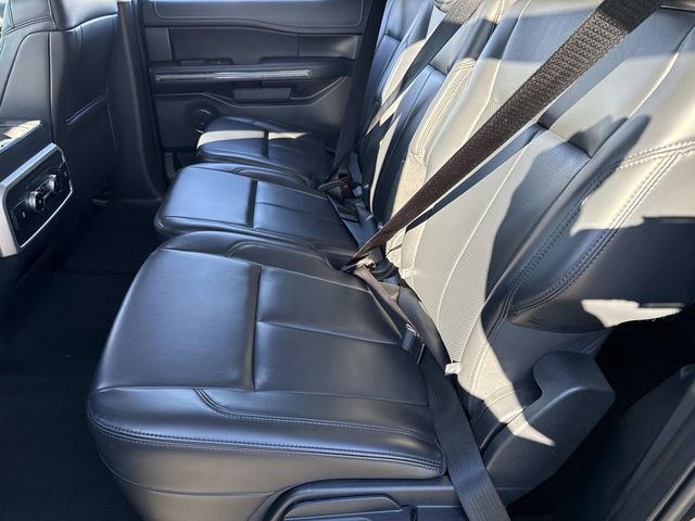Used 2024 Ford Expedition Max XLT image 16