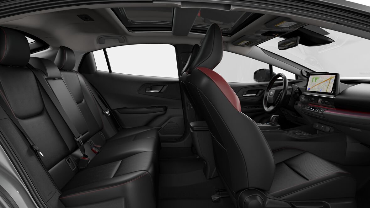 New 2027 Toyota Prius Plug-In Hybrid FWD image 7