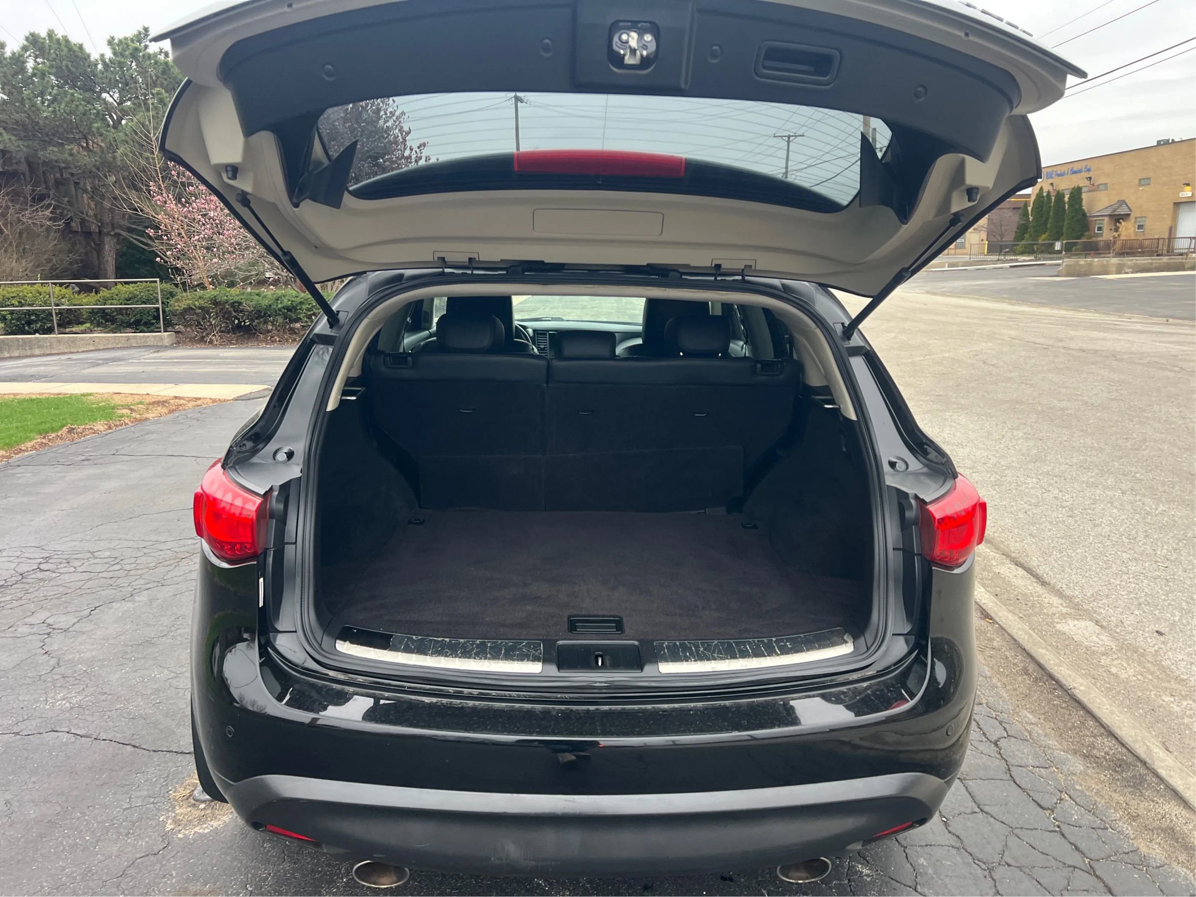 Used 2009 INFINITI FX35 AWD w/ Technology Pkg image 15