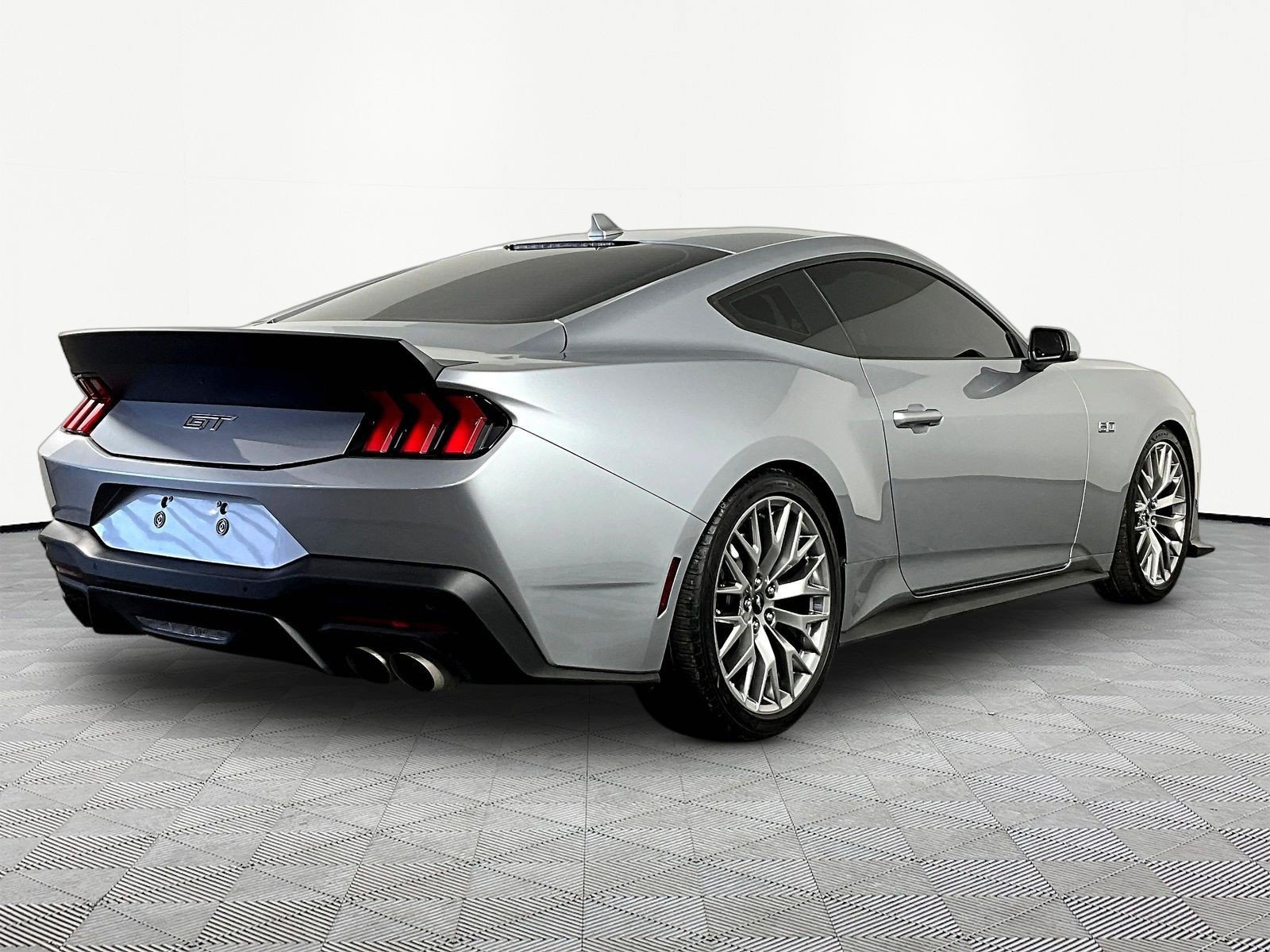 Used 2025 Ford Mustang GT Premium RWD image 6