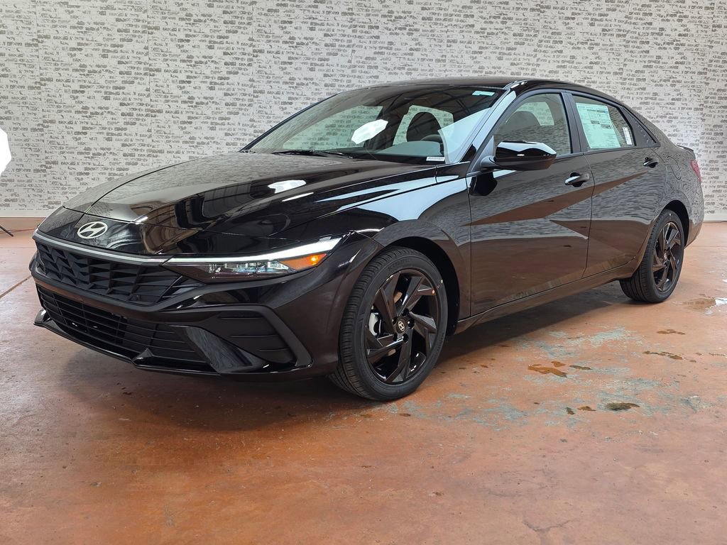 New 2026 Hyundai Elantra Sport w/ Cargo Package FWD image 4