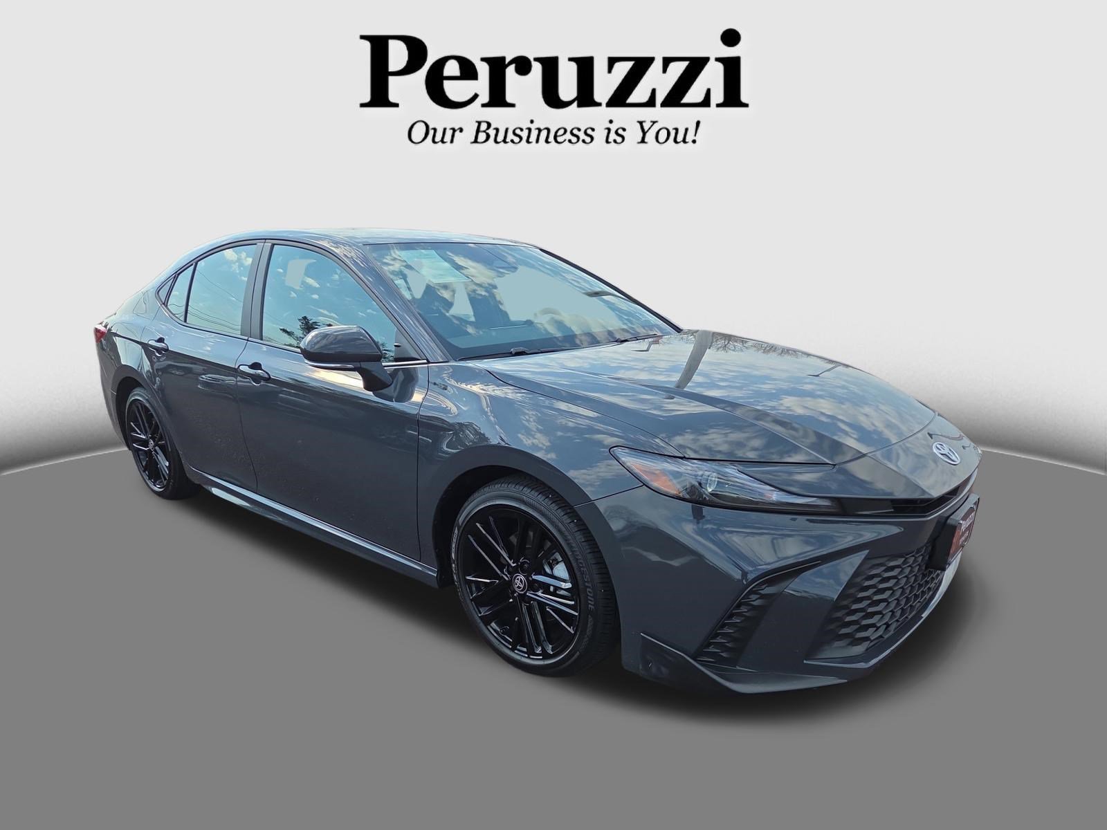 Certified 2025 Toyota Camry SE FWD image 1