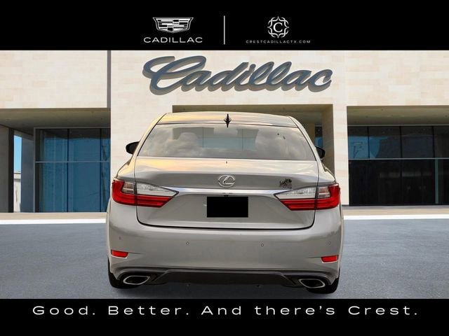 Used 2016 Lexus ES 350 w/ Ultra Luxury Package FWD image 4
