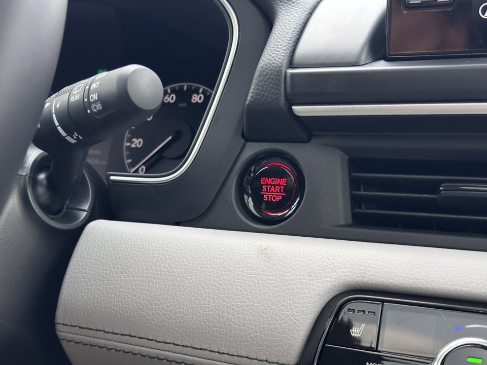 New 2025 Honda Pilot Touring image 31