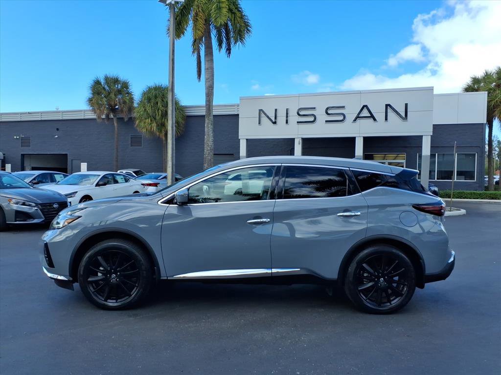 Used 2023 Nissan Murano Platinum w/ Cargo Package image 2