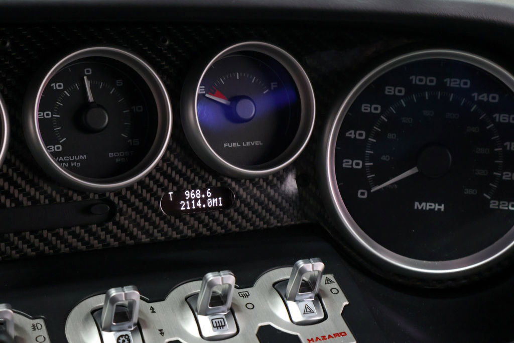 Used 2006 Ford GT RWD image 40