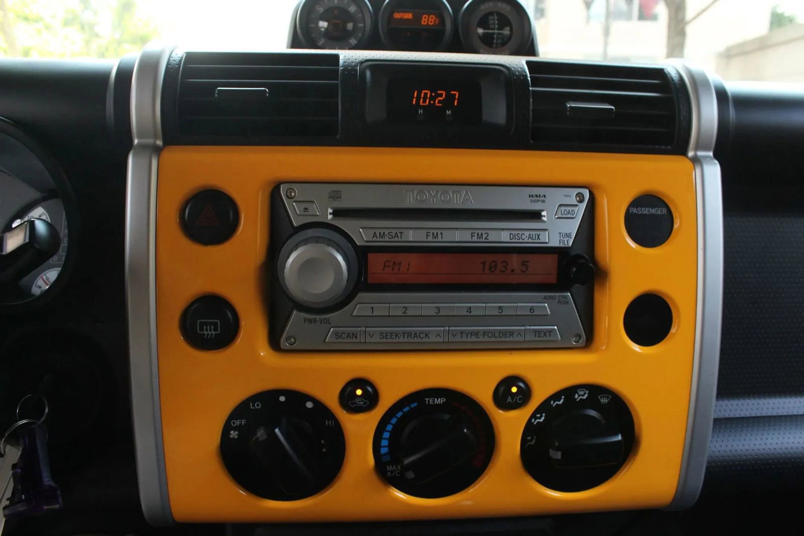 Used 2007 Toyota FJ Cruiser 4WD image 32