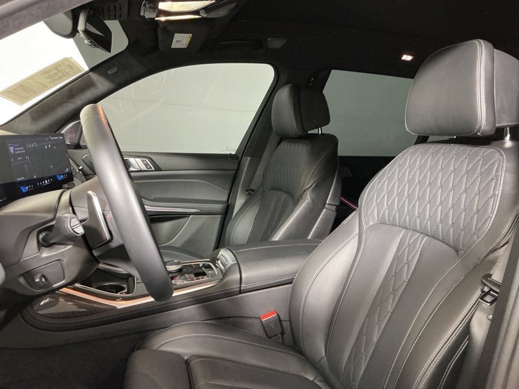 Certified 2025 BMW X7 M60i AWD/4WD image 22